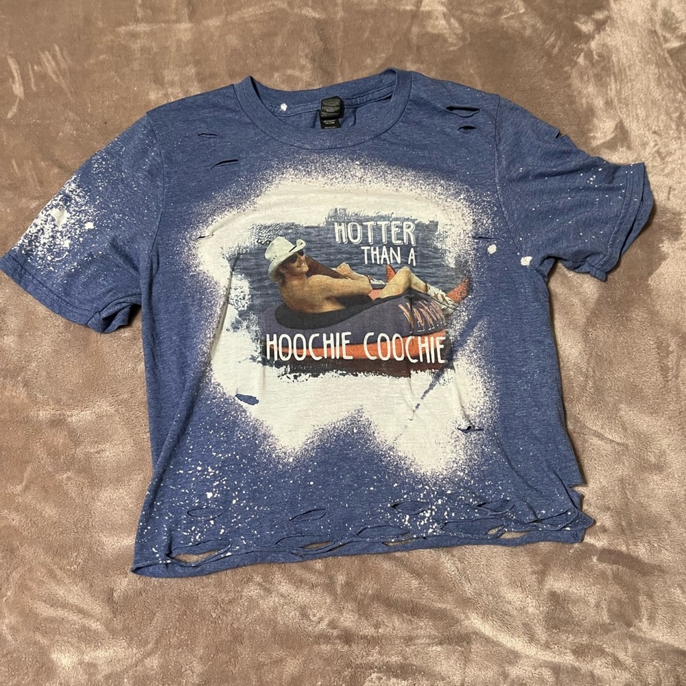 Size small custom crop shirt.